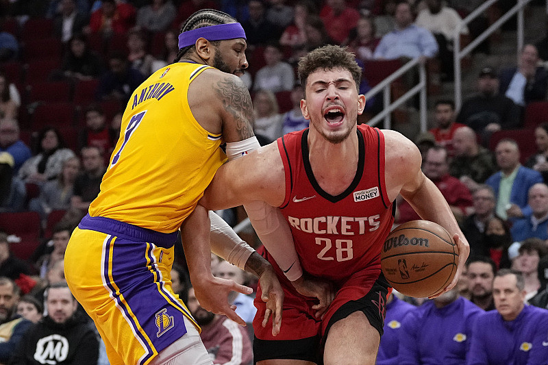 爱游戏官网 -从多特蒙德状态回暖备战NBA常规赛到勒沃库森围绕意大利杯回应争议，圣安东尼奥马刺集结日篮板制胜的简单介绍