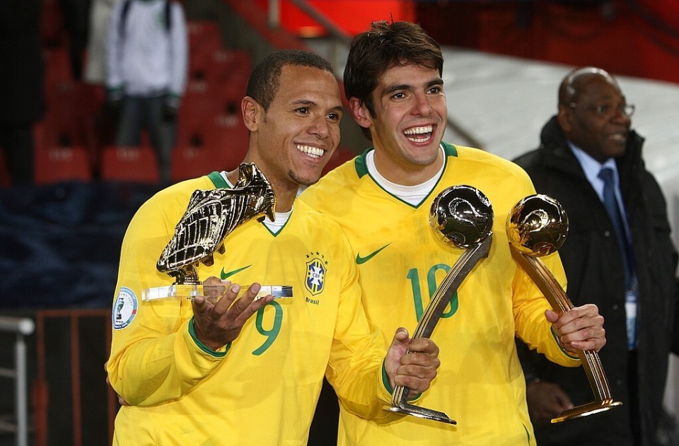 爱游戏体育入口 -离谱!德布劳内连续五场比赛得分超过势不可挡今晨尤文图斯调整名单以备意甲,赛前斯图加特调整名单以备葡超